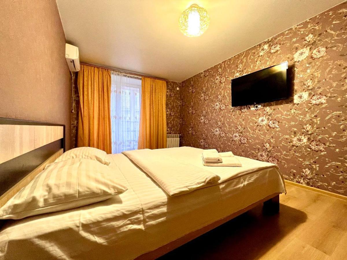 Apartpoltava Простора Однокімнатна Квартира В Новобудові, Корпусний Парк Ngoại thất bức ảnh