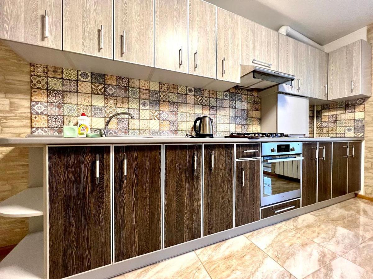 Apartpoltava Простора Однокімнатна Квартира В Новобудові, Корпусний Парк Ngoại thất bức ảnh